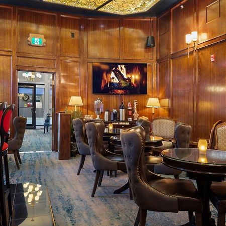 Crown Columbia Hotel; BW Premier Collection Trail Экстерьер фото