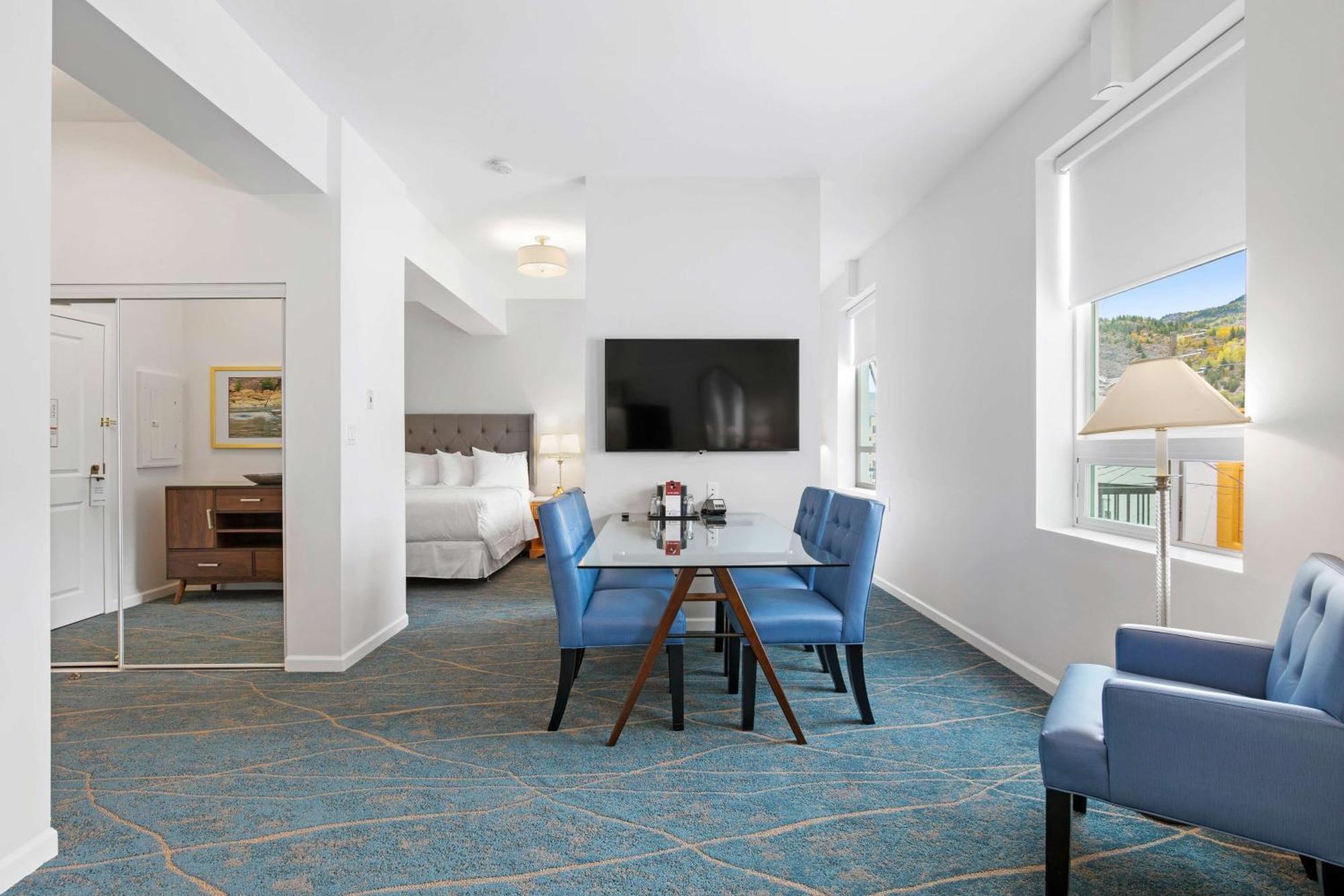 Crown Columbia Hotel; BW Premier Collection Trail Экстерьер фото