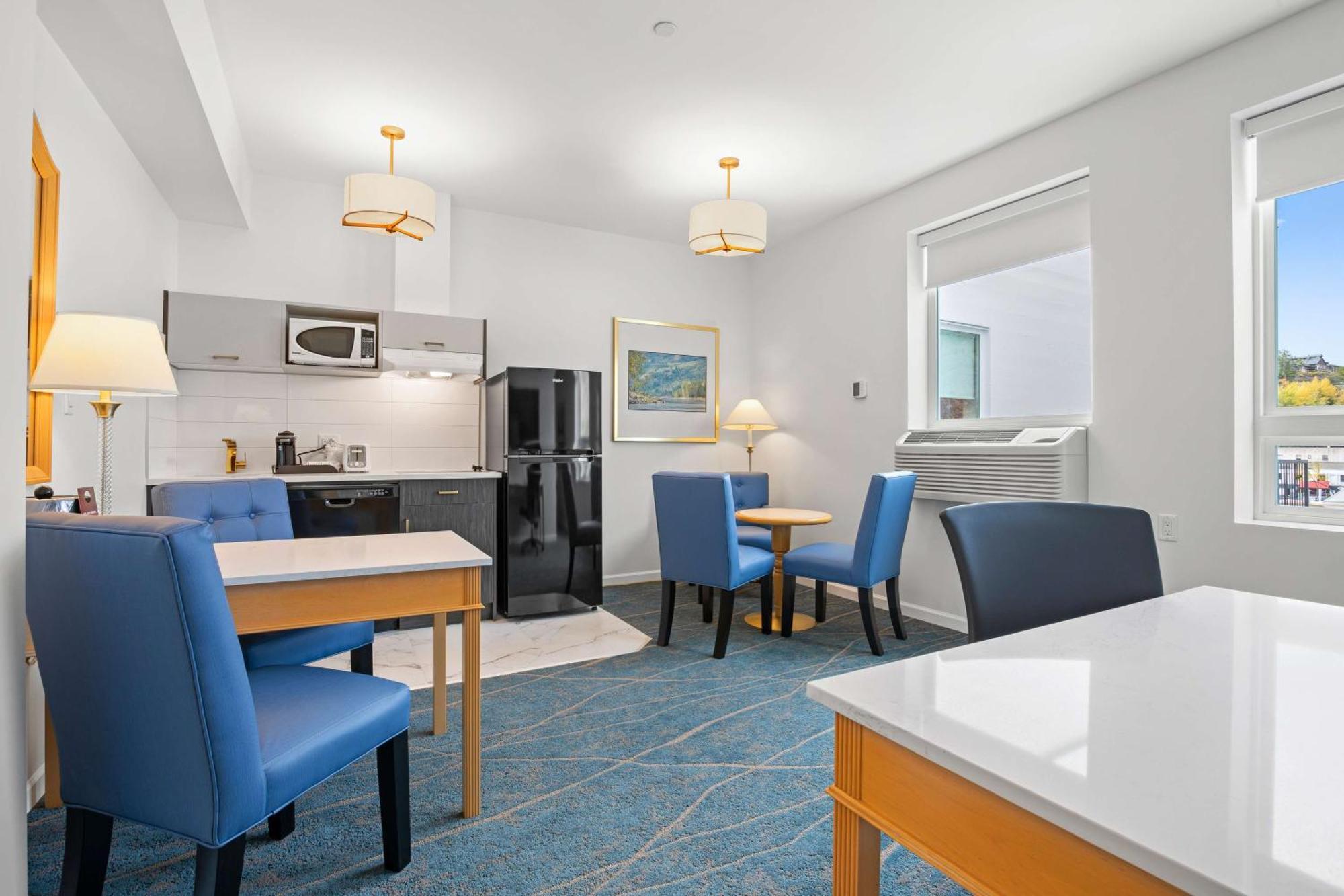Crown Columbia Hotel; BW Premier Collection Trail Экстерьер фото