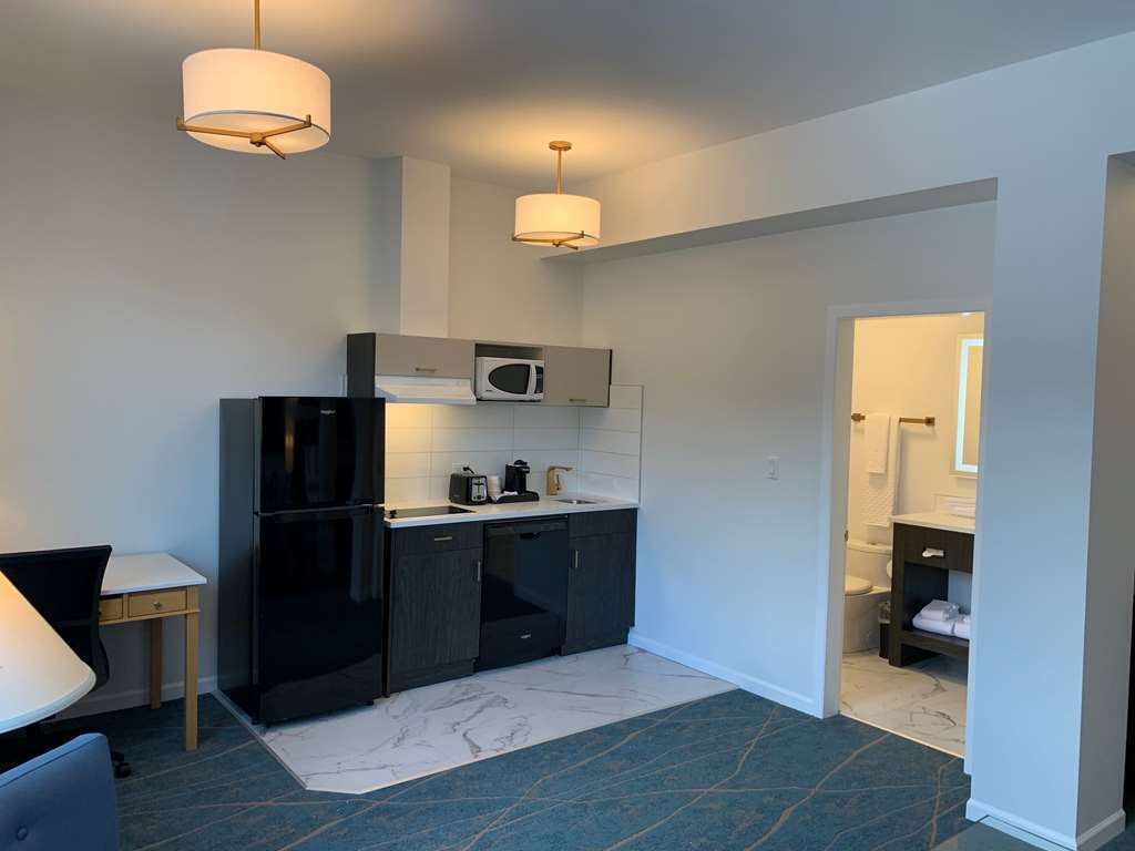 Crown Columbia Hotel; BW Premier Collection Trail Номер фото